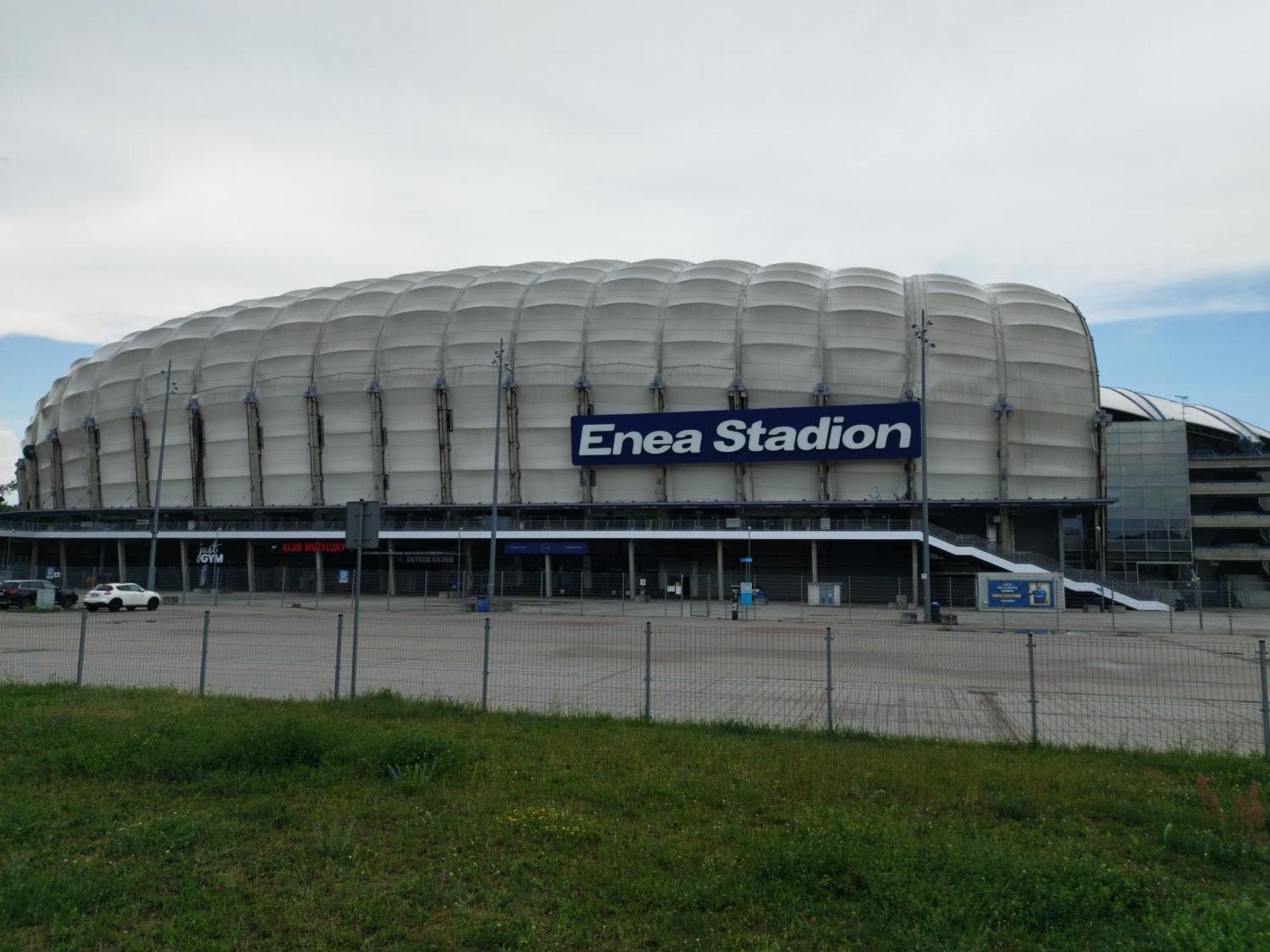 Lotnisko Parking Samodzielne Zameldowanie Blisko Stadion Targi Szpitale I Uczelnie Apartament *